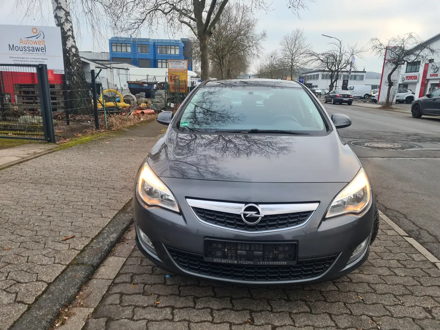 Opel Astra 1.4 ecoFLEX Cosmo Grijs - 2