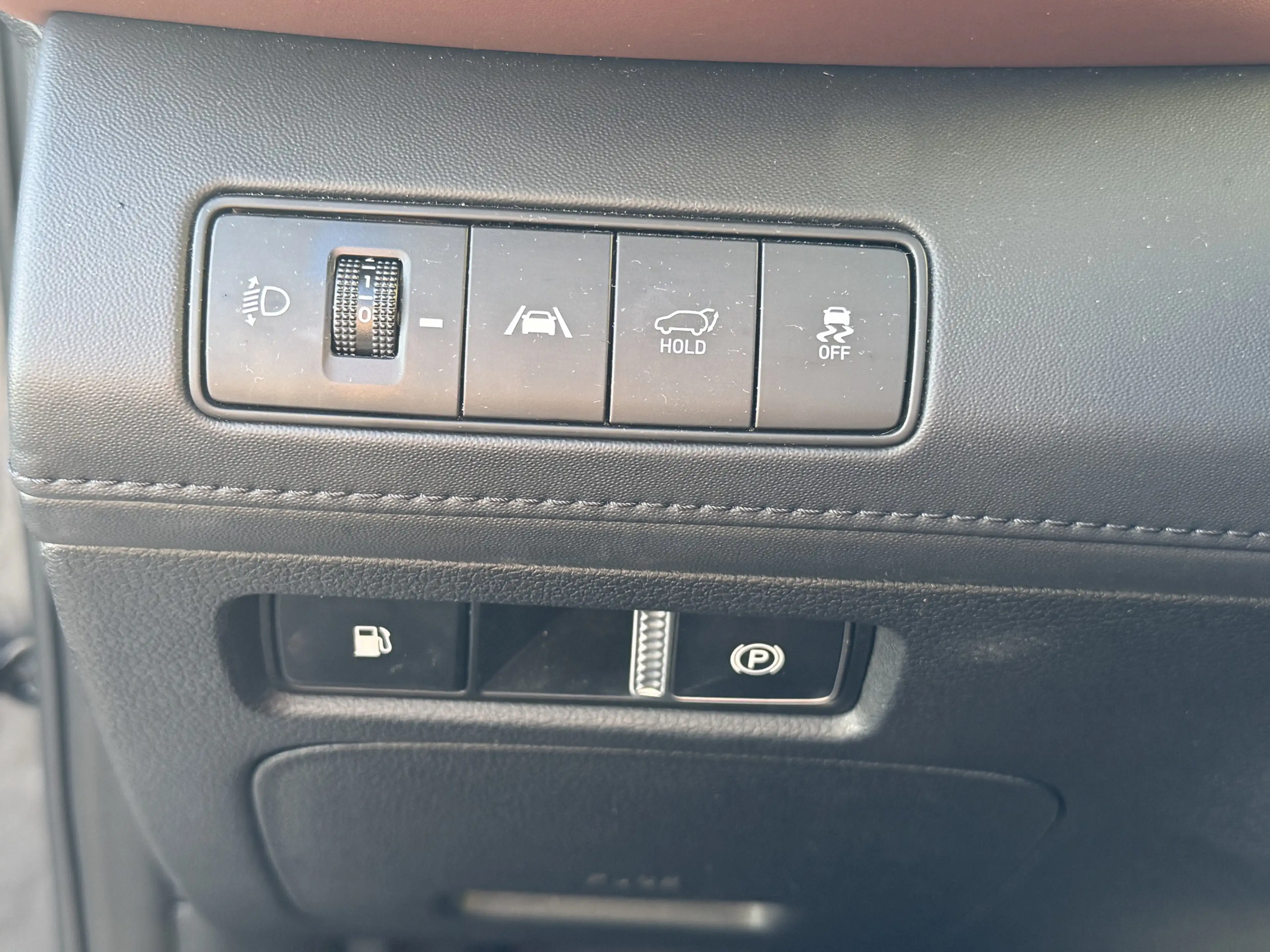 Hyundai SANTA FE Prime Leder Memory Krell 360Cam AHK 4WD — photo 11