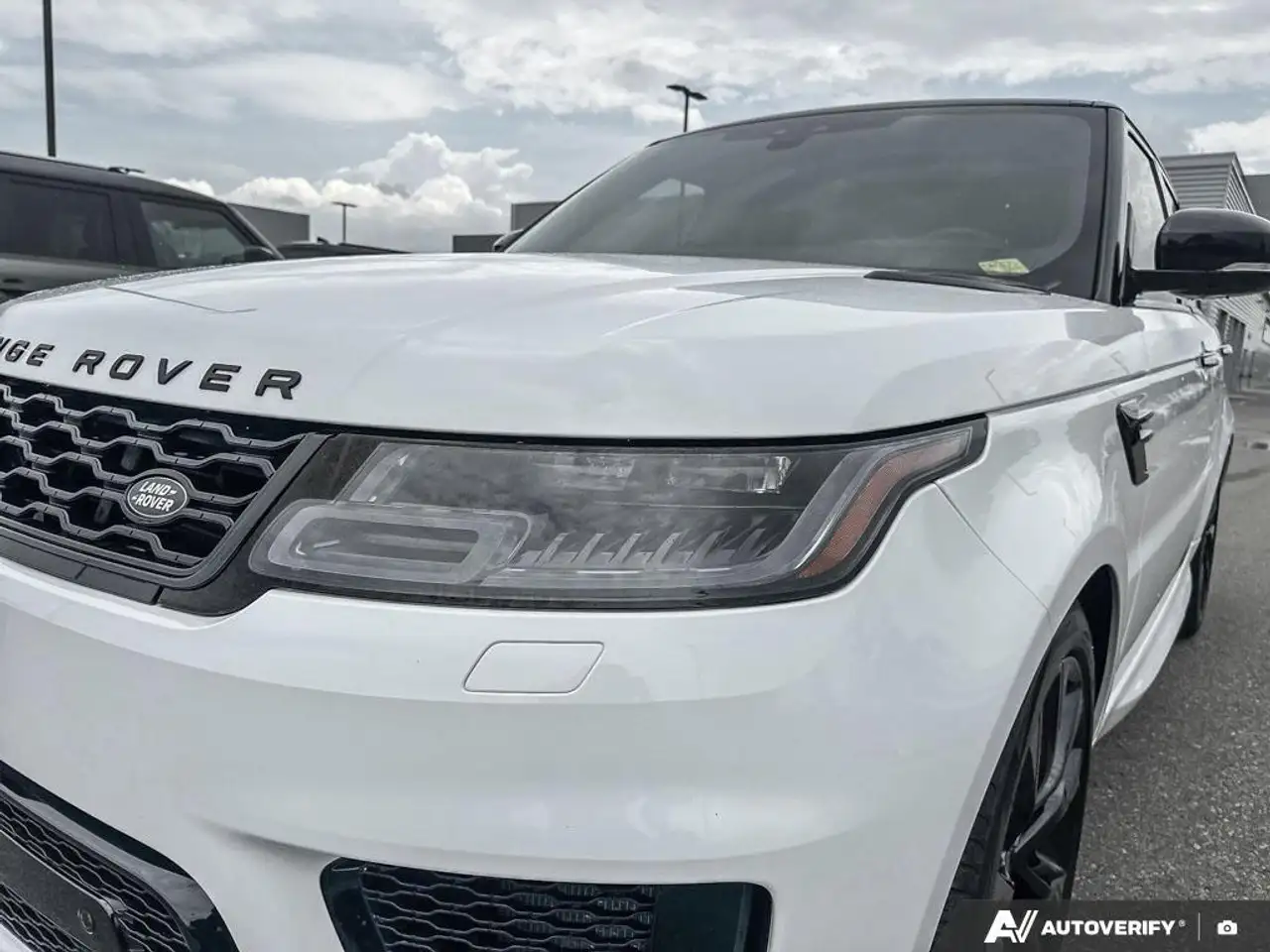 Land Rover Range Rover Sport снимка Land Rover Range Rover Sport