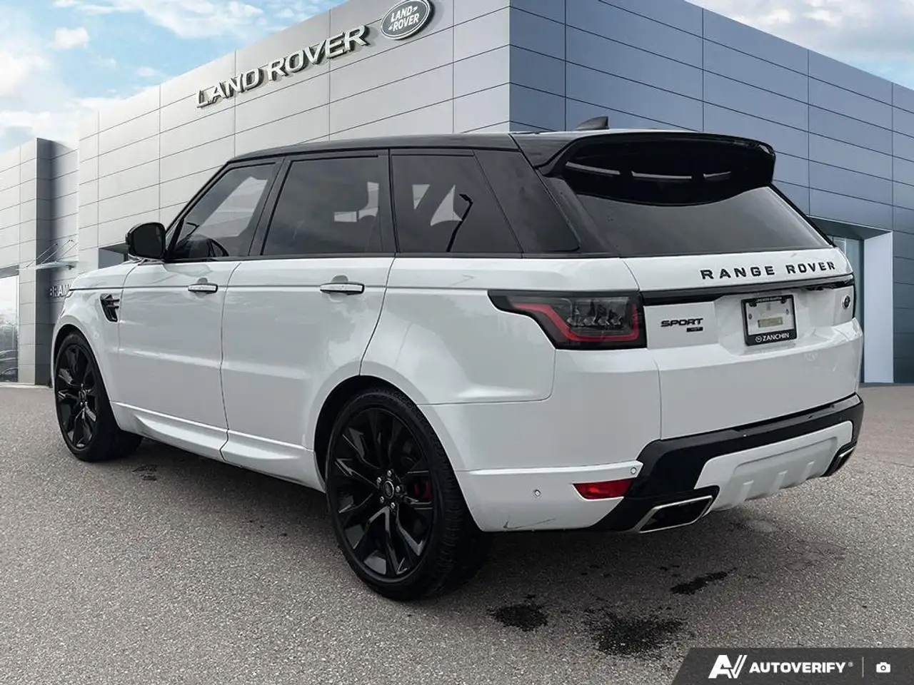 Land Rover Range Rover Sport снимка Land Rover Range Rover Sport