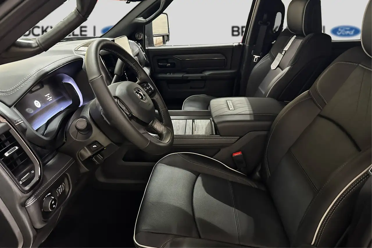 RAM 2500 снимка RAM 2500