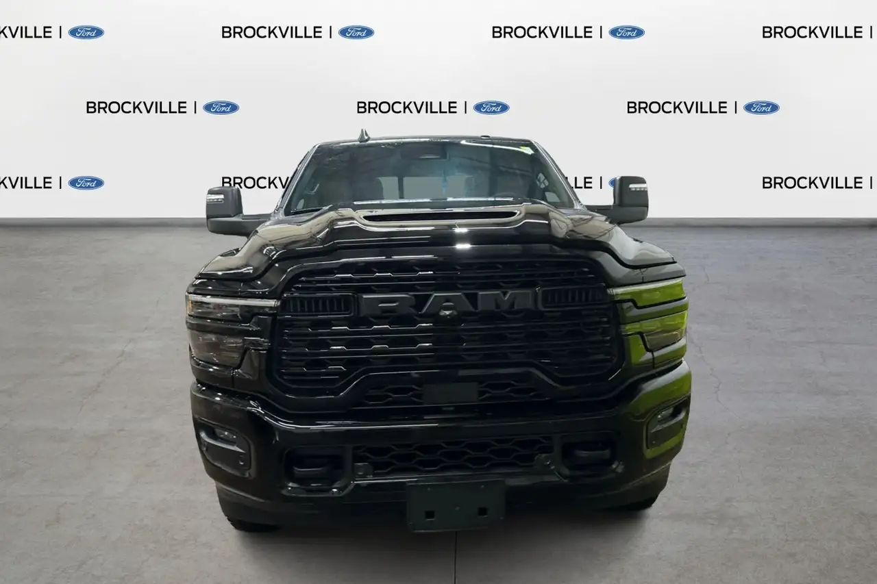 RAM 2500 снимка RAM 2500