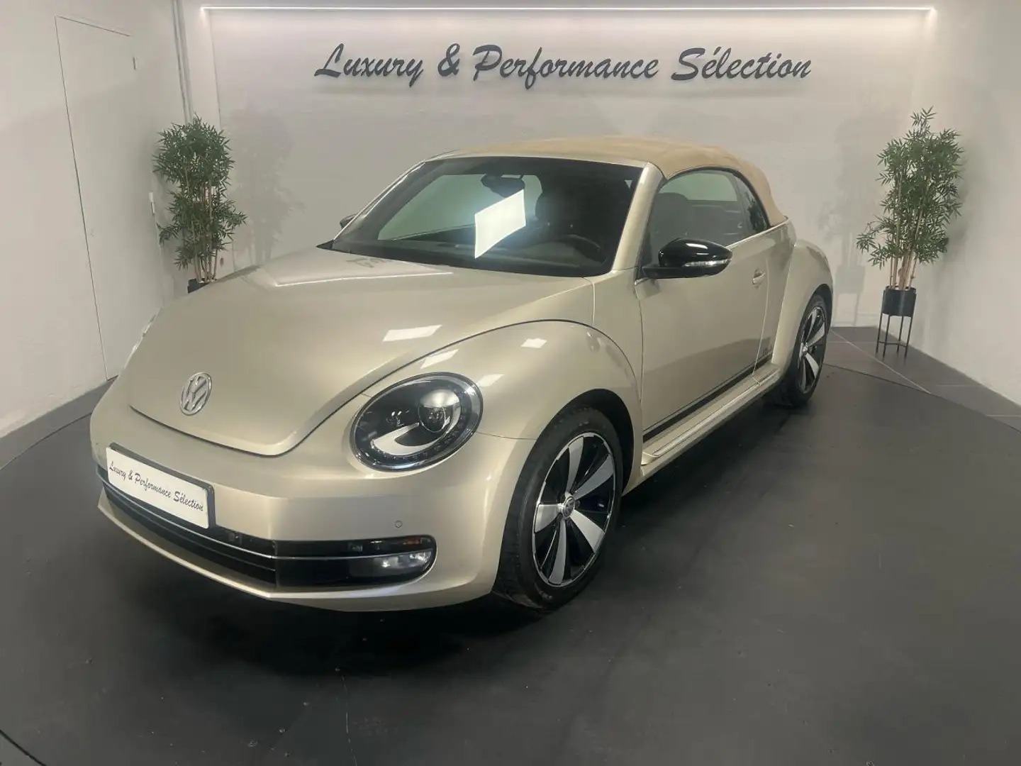 Volkswagen Coccinelle 1.4 16V TSI 150ch DSG - 1°main - 59 000km Beige - 2