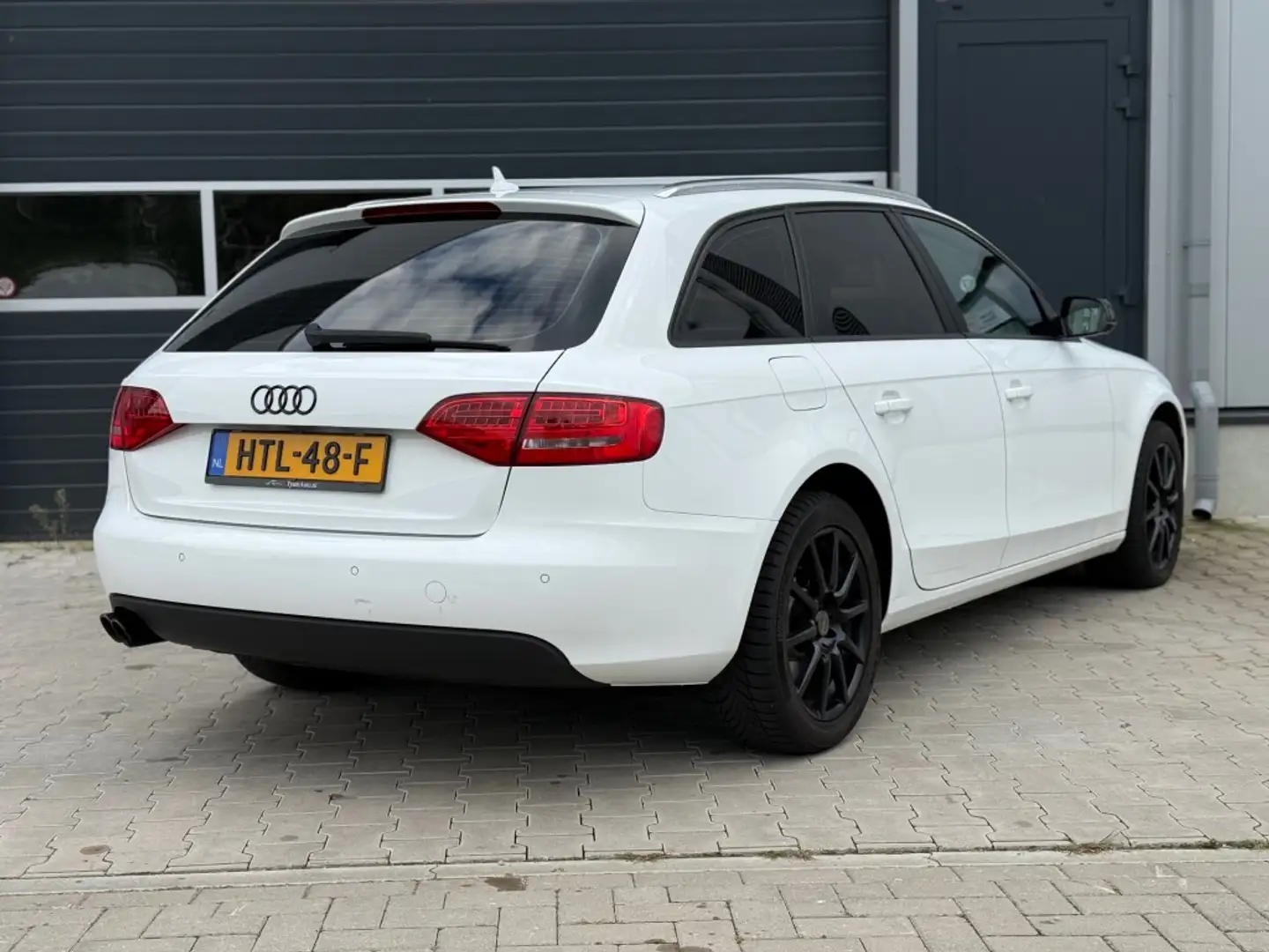 Audi A4 AVANT 1.8 TFSI PRO LINE *OLIEVERBRUIK* AIRCO PDC C Blanc - 2