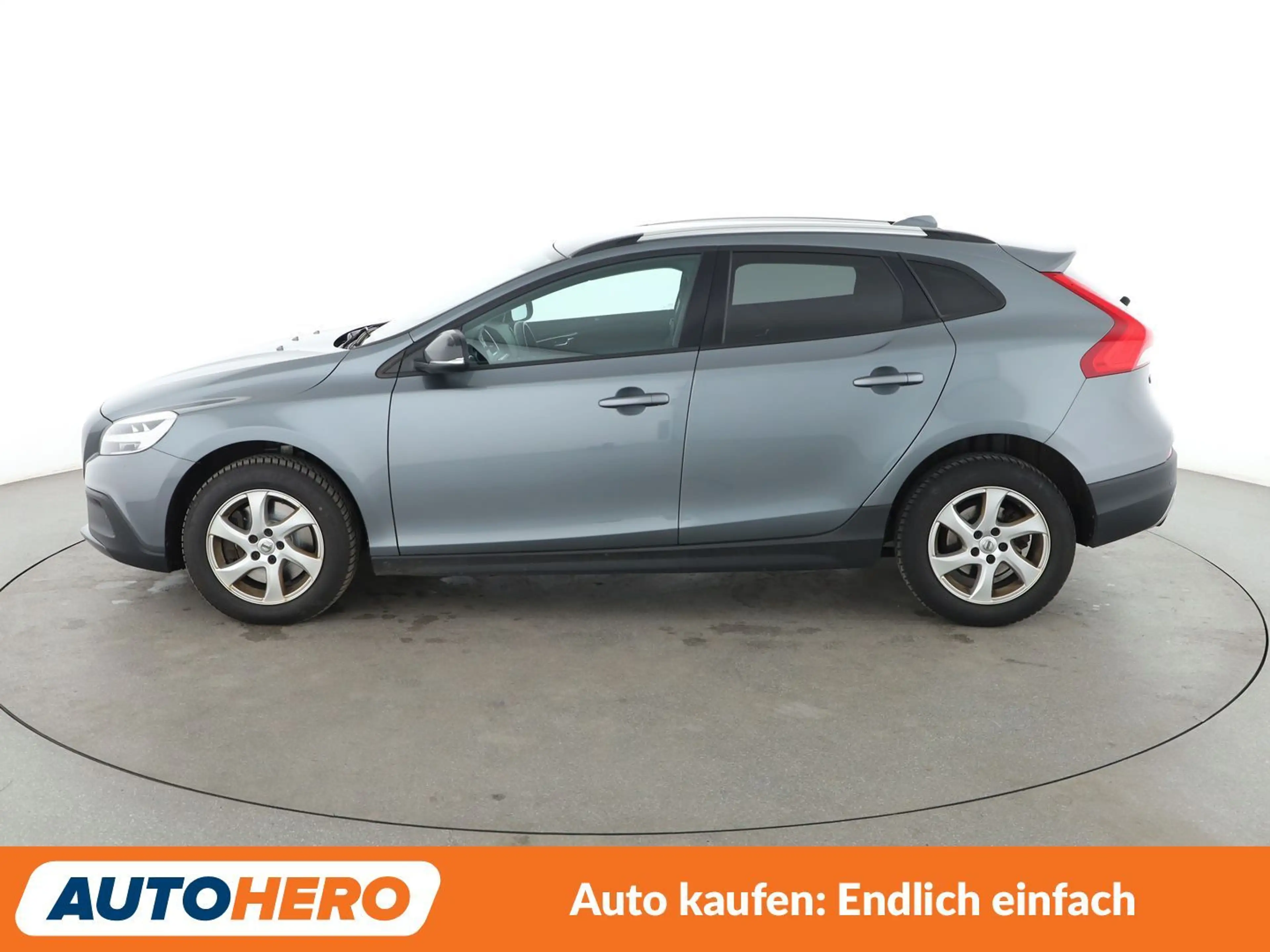 Volvo V40 Cross Country 1.5 Plus Aut.*NAVI*LED*TEMPO*CAM*PDC*SHZ* — photo 3