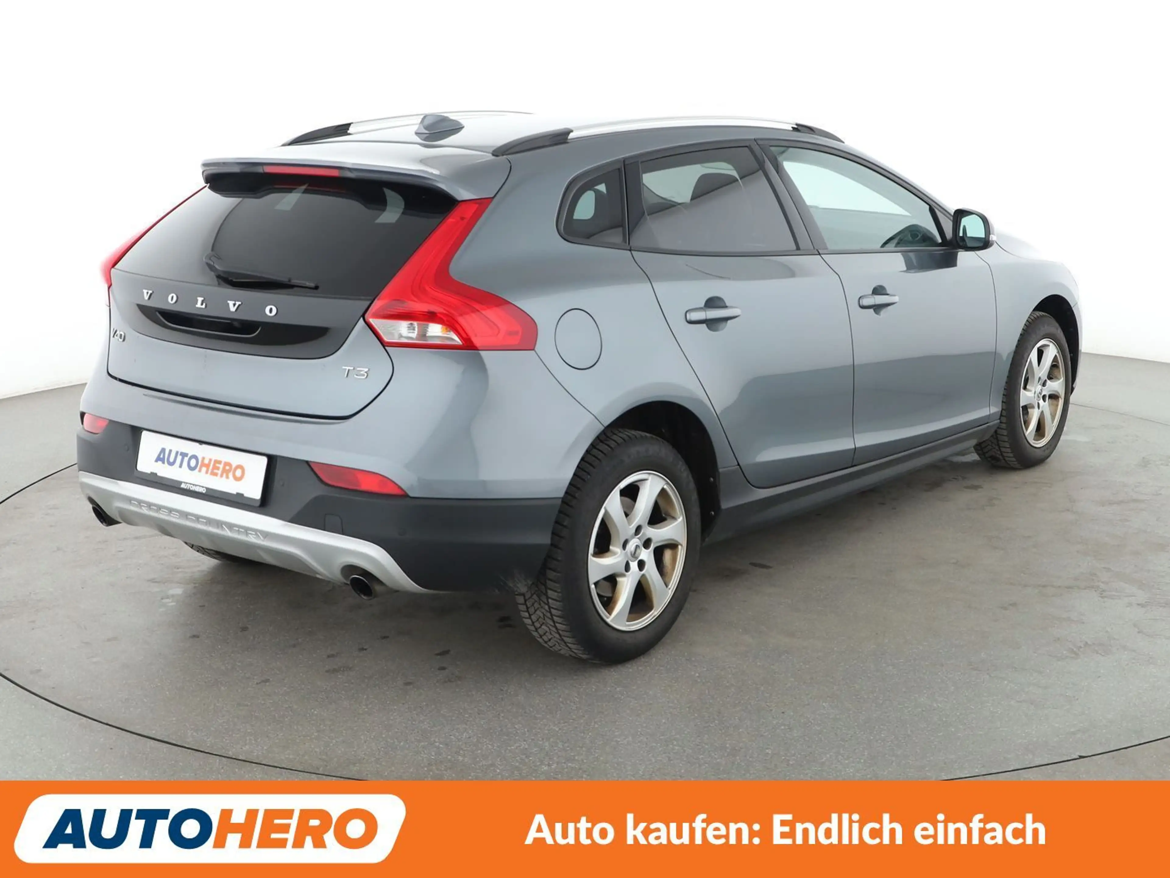Volvo V40 Cross Country 1.5 Plus Aut.*NAVI*LED*TEMPO*CAM*PDC*SHZ* — photo 6
