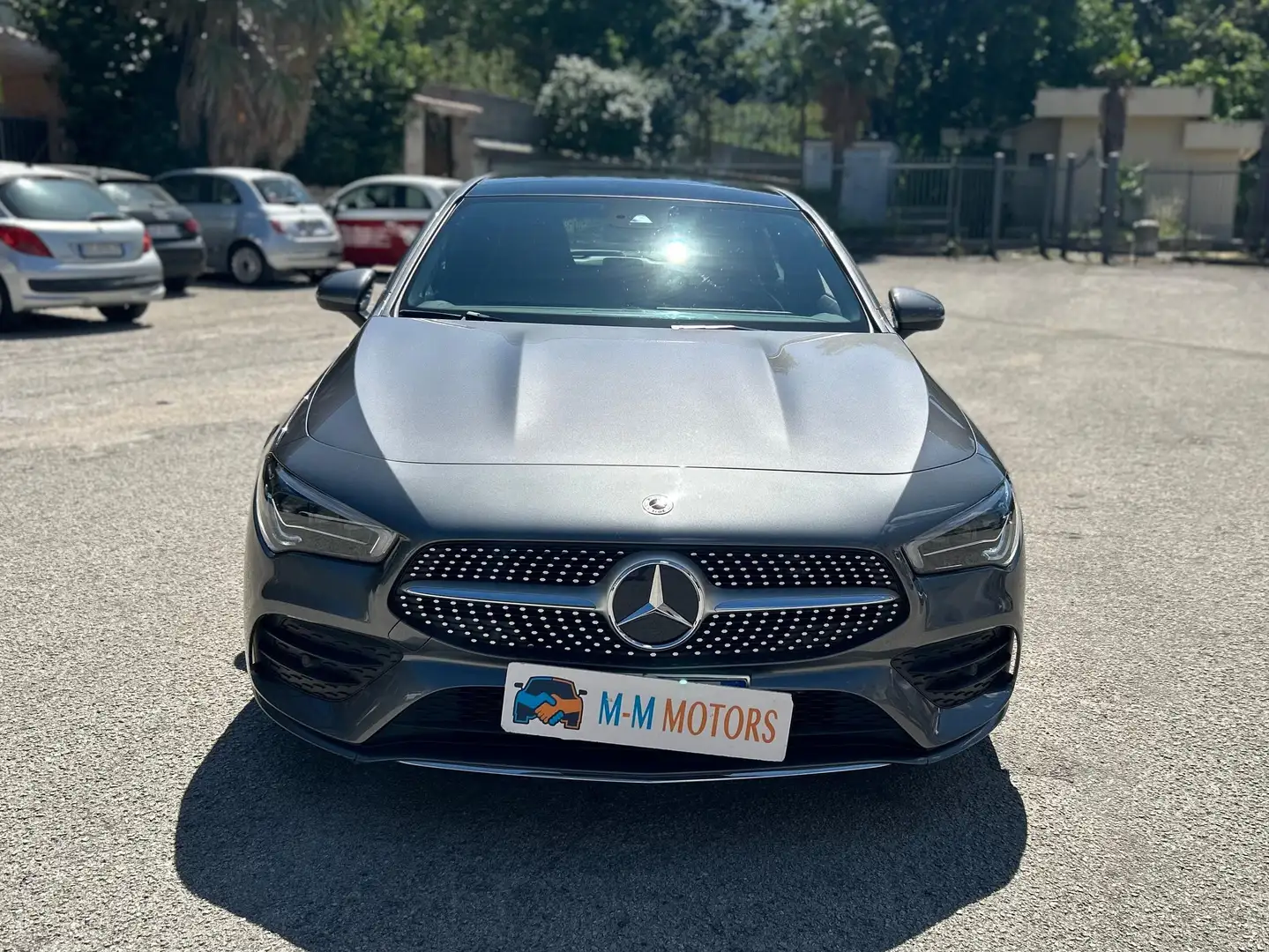 Mercedes-Benz CLA 200 CLA Sh.Brake - X118 Shooting Brake d Premium auto Gris - 1