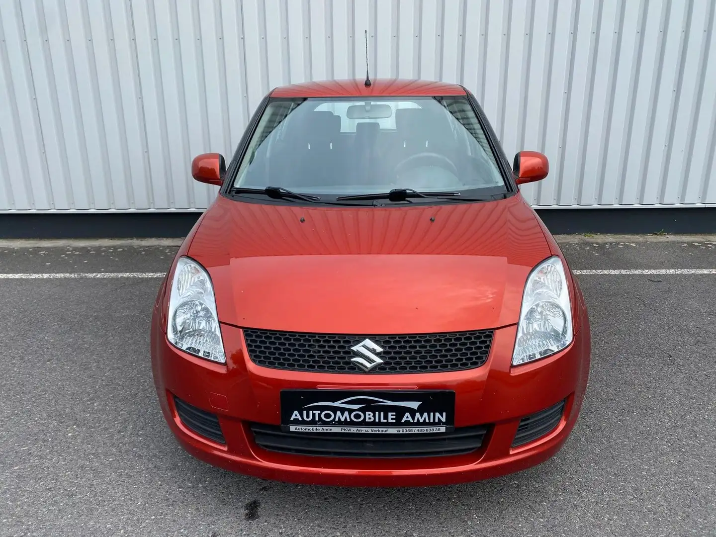 Suzuki Swift Lim. Club Klima TÜV/Service NEU SR/WR - 2