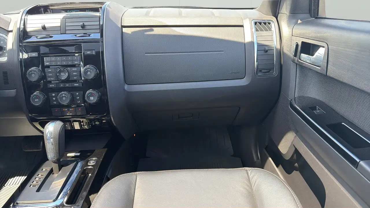 Ford Escape снимка Ford Escape