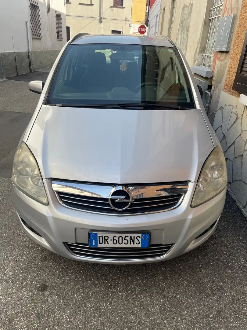 Opel Zafira 1.9 cdti Cosmo 150cv Argento - 1