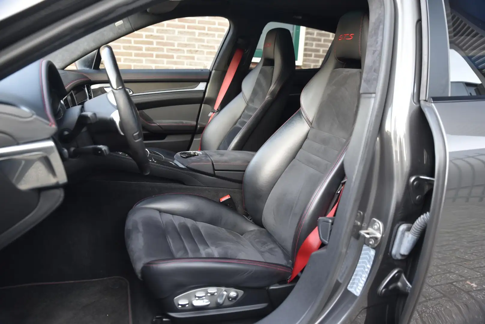 Porsche Panamera 4.8 GTS Dealeronderhouden Gris - 2