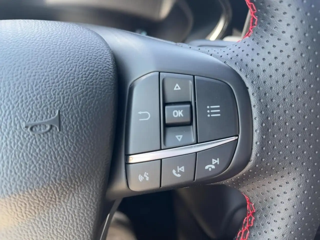 Ford Focus Turnier 1.0 EcoBoost ST-Line AHK*CAM*LED 15