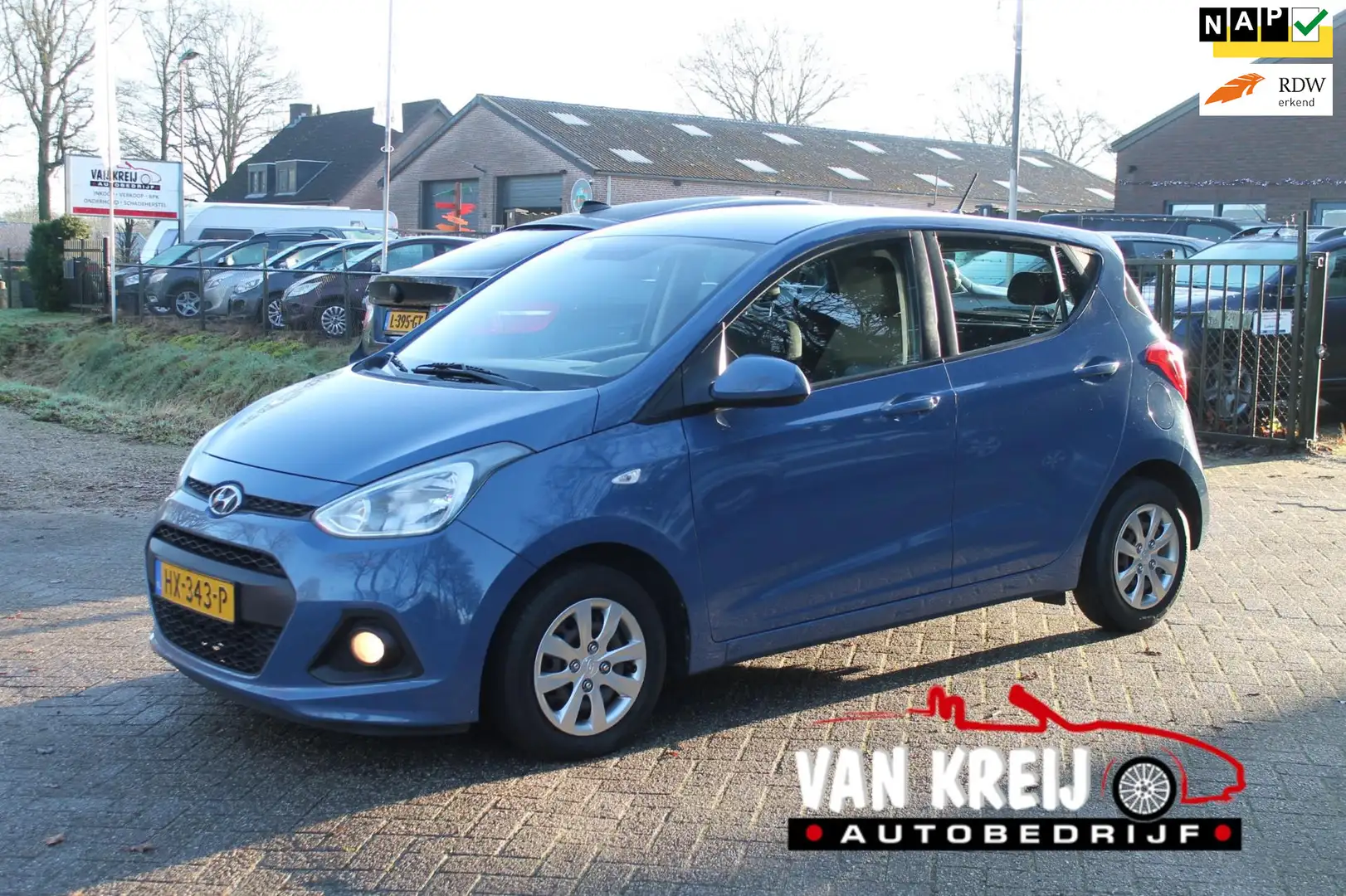 Hyundai i10 1.0i i-Motion Comfort, Clima, Cruise, Navi Blauw - 1