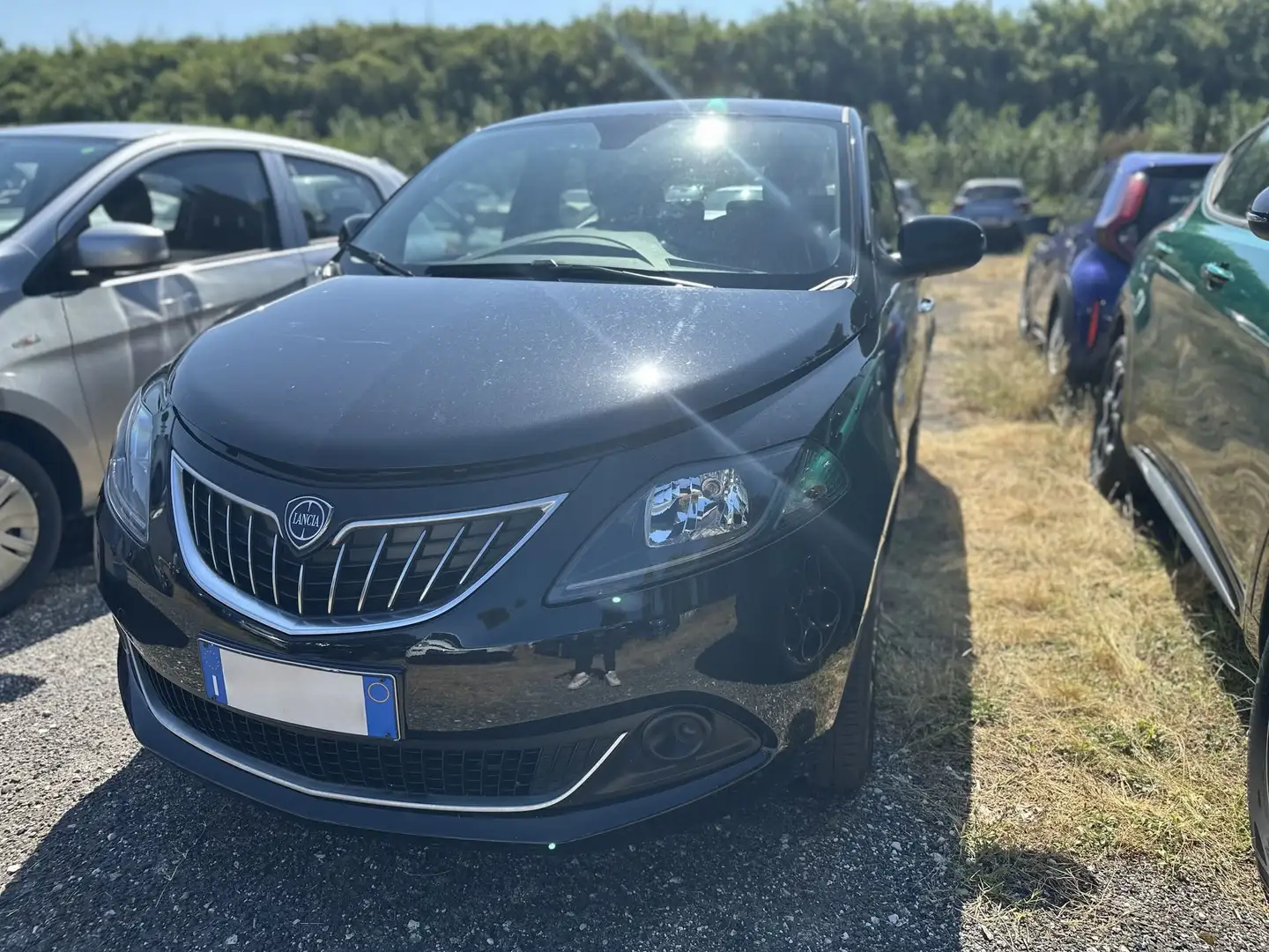 Lancia Ypsilon 1.0 FireFly 5 porte S&S Hybrid Platino Nero - 1