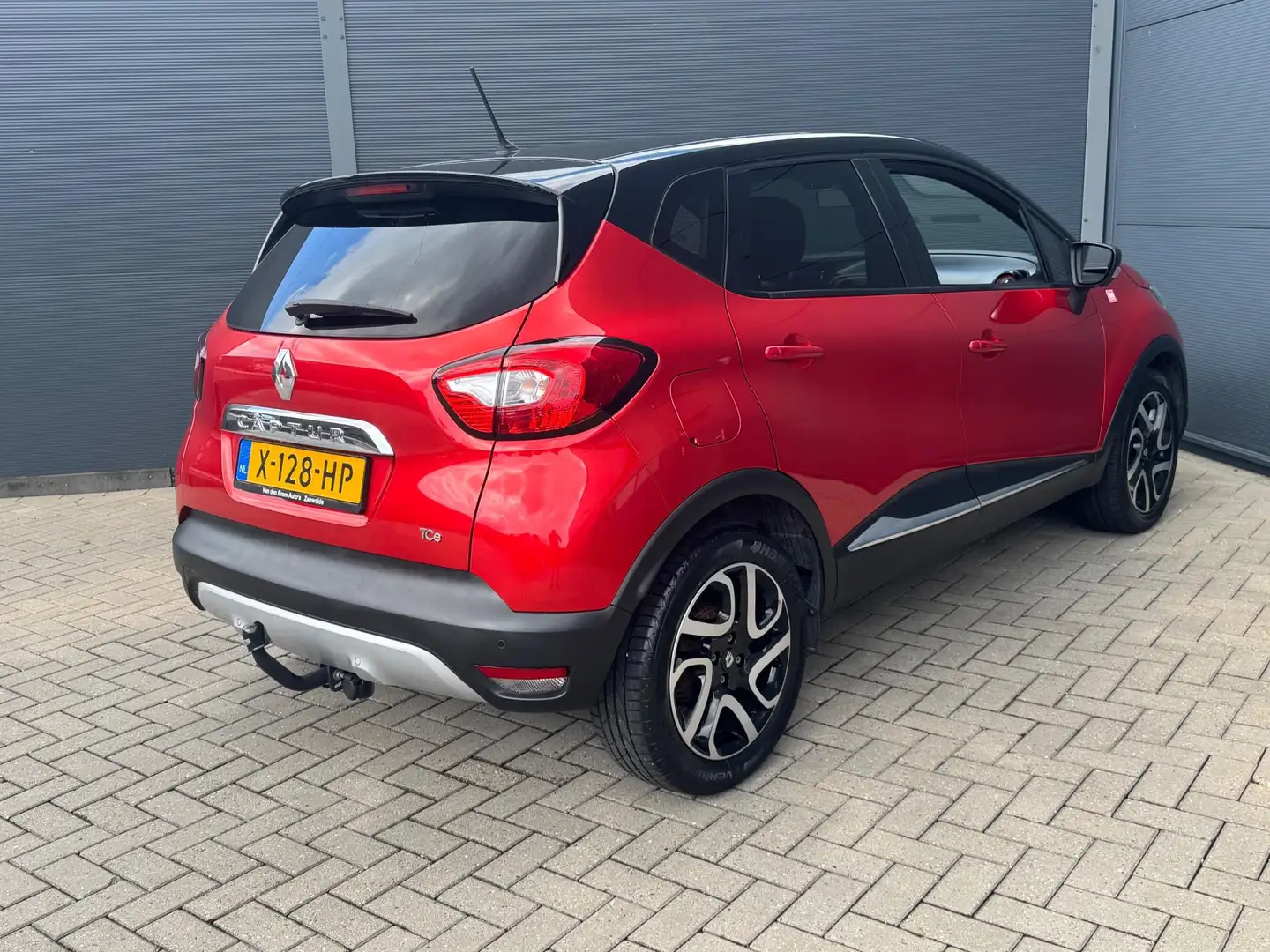 Renault Captur 1.2 TCe Helly Hansen / Automaat / camera / Trekhaa Rojo - 2