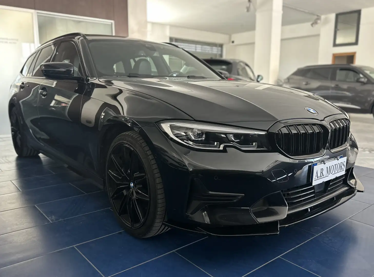 BMW 320 Serie 3  320d Touring mhev 48V Sport auto Nero - 1
