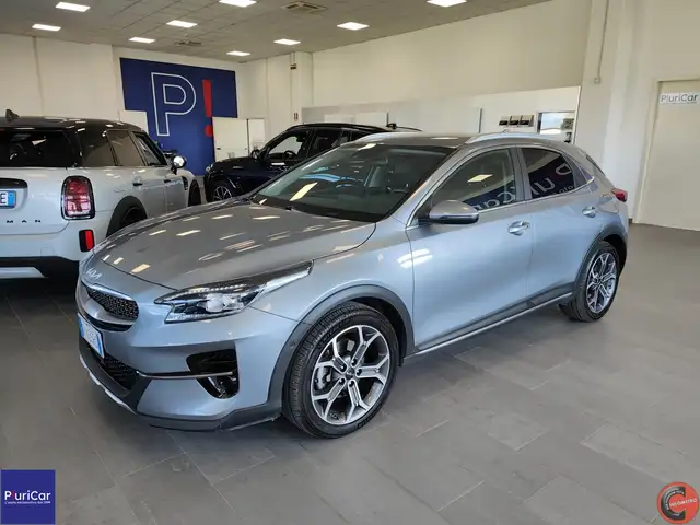 Kia XCeed 1.6 CRDi MHEV Auto High Tech Adap.Cruise Keyless