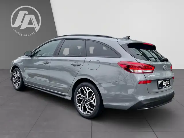 Hyundai I30 view 3
