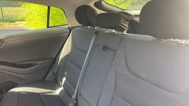 Hyundai Ioniq view 9