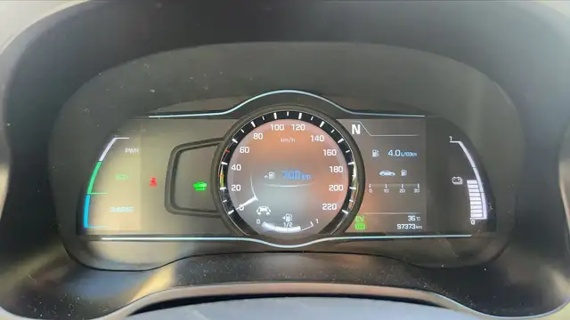 Hyundai Ioniq view 12