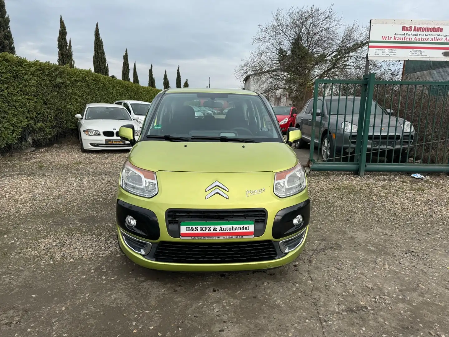 Citroen C3 Picasso VTi 95 Exclusive Желтый - 2