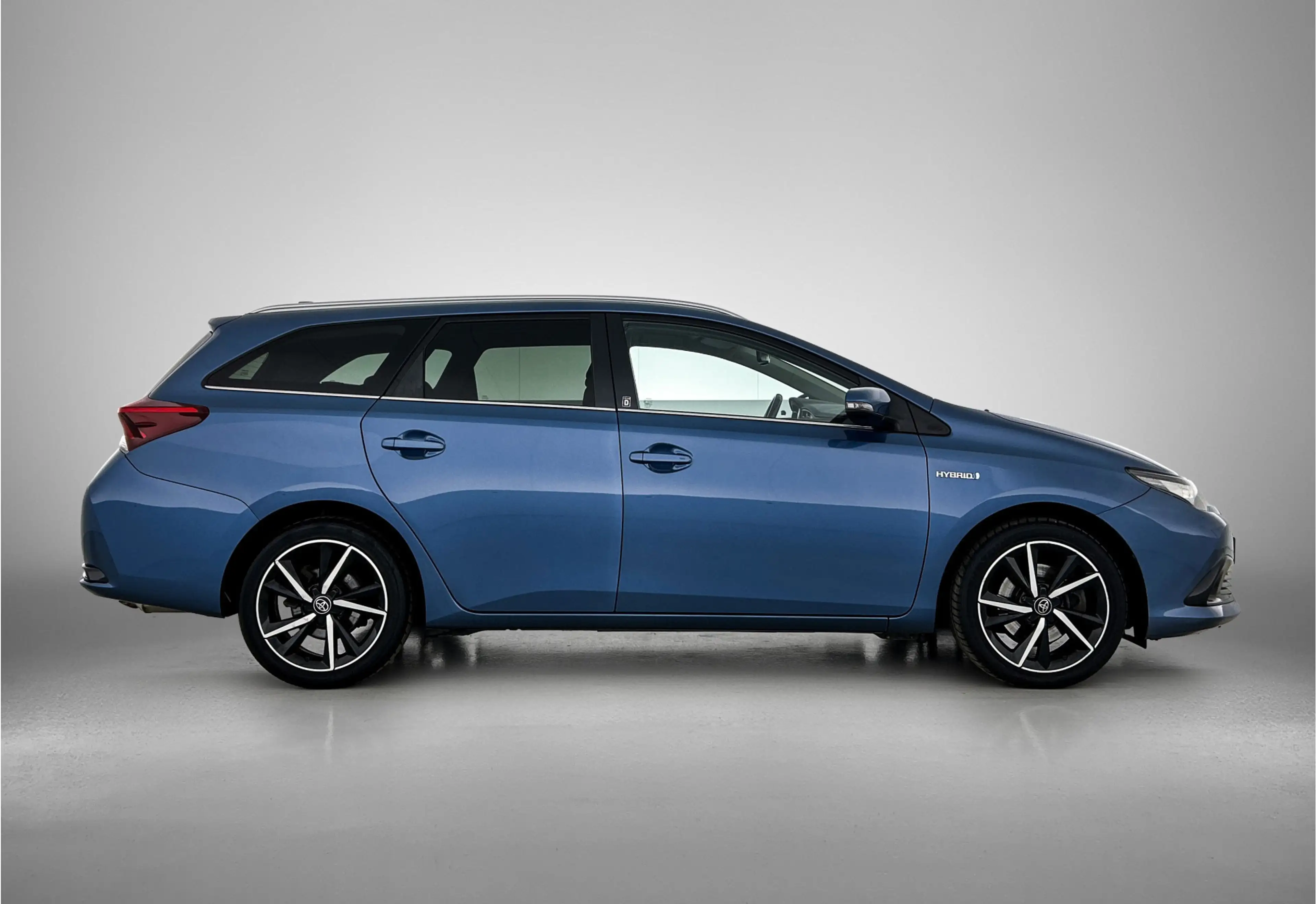 Toyota Auris Touring Sports 1.8 Hybrid Dynamic Ultimate | Stoel — photo 15