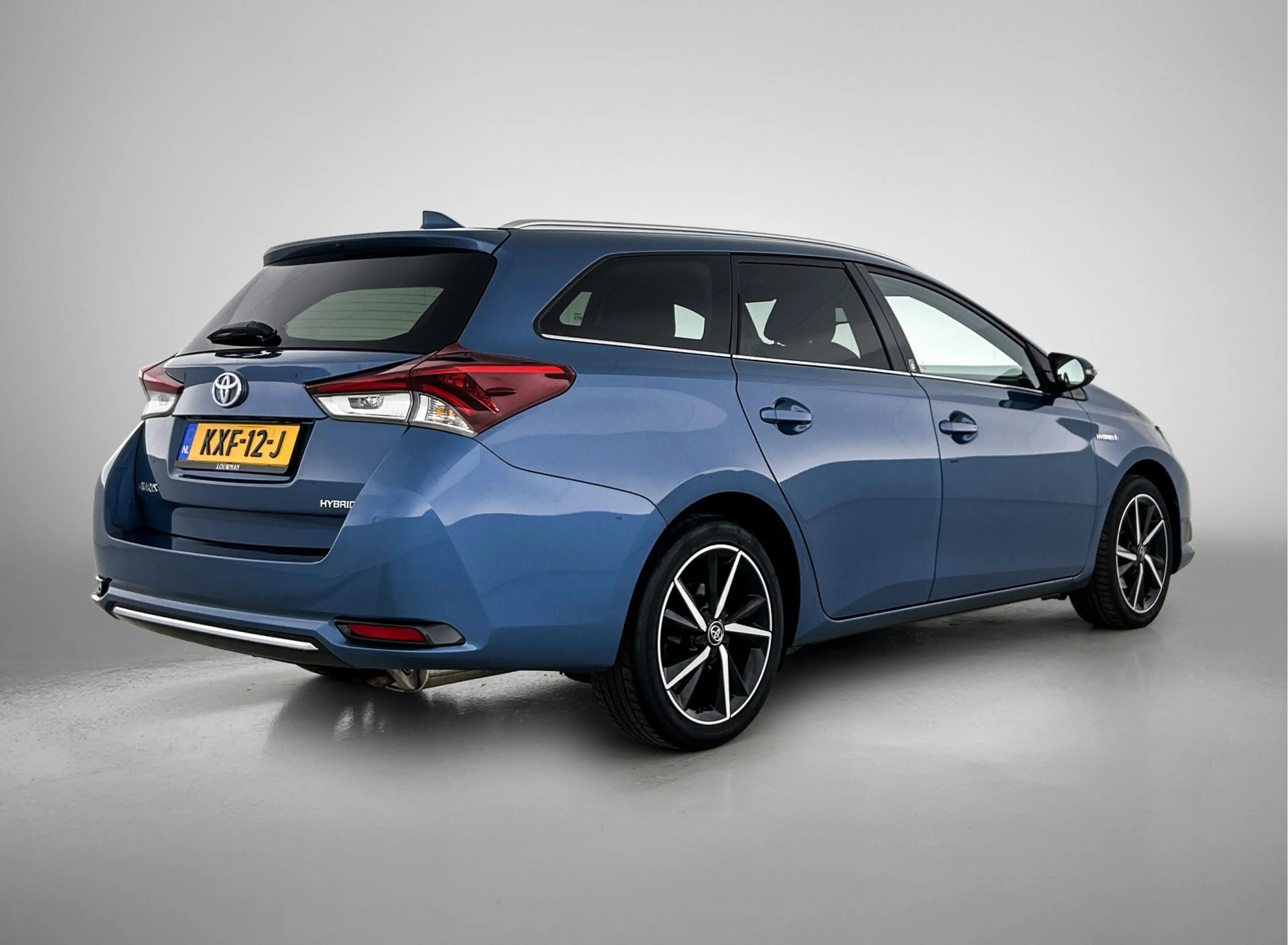 Toyota Auris Touring Sports 1.8 Hybrid Dynamic Ultimate | Stoel — photo 2
