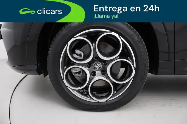 Alfa Romeo Tonale view 11