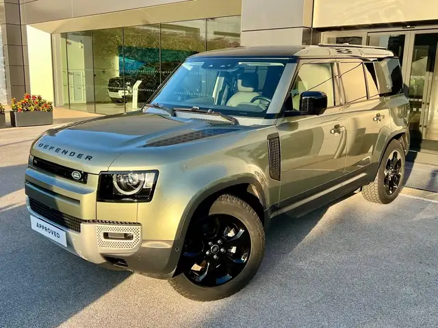 Land Rover Defender Defender 110 2.0 SD4 AWD Auto HSE