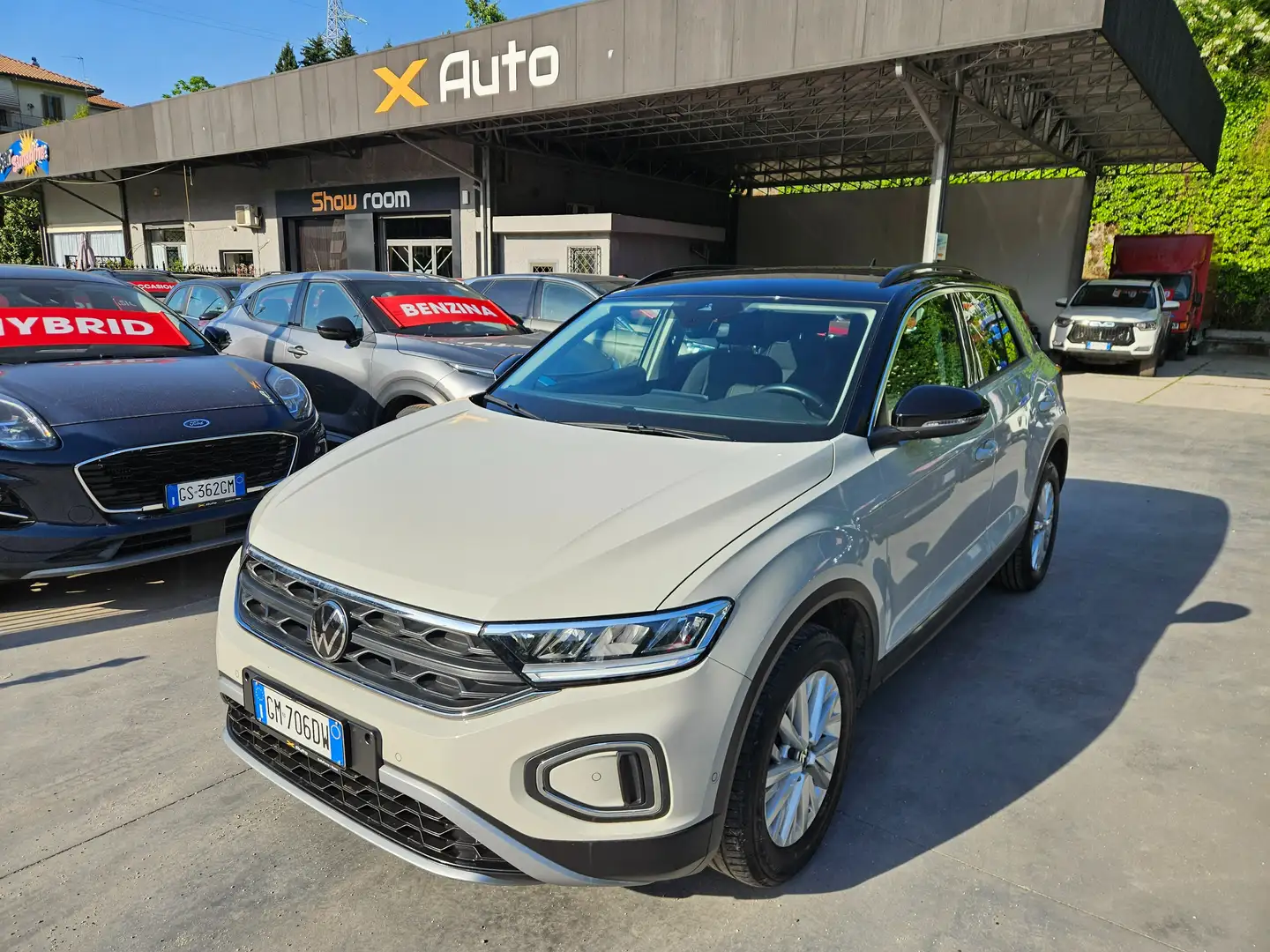 Volkswagen T-Roc T-Roc 1.0 tsi Life 110cv Gris - 1