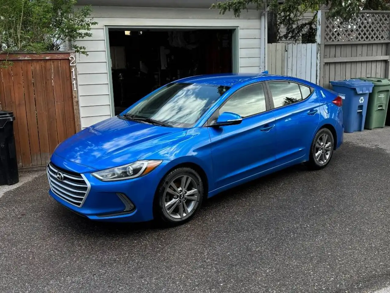 2017 Hyundai ELANTRA