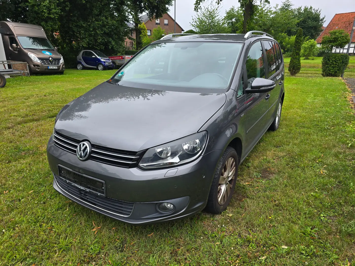 Volkswagen Touran Life EcoFuel Gris - 2