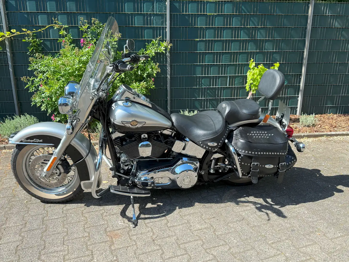 Harley-Davidson Heritage Softail 100th Anniversary Harley-Davidson Softail - 2003 Argintiu - 2