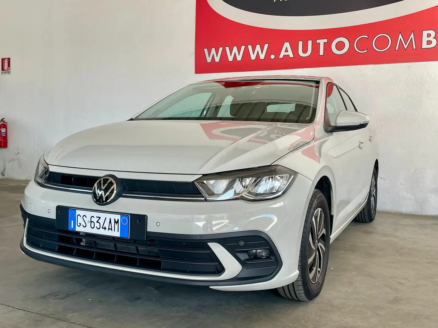 Volkswagen Polo 1.0 evo Life 80cv Gris - 2