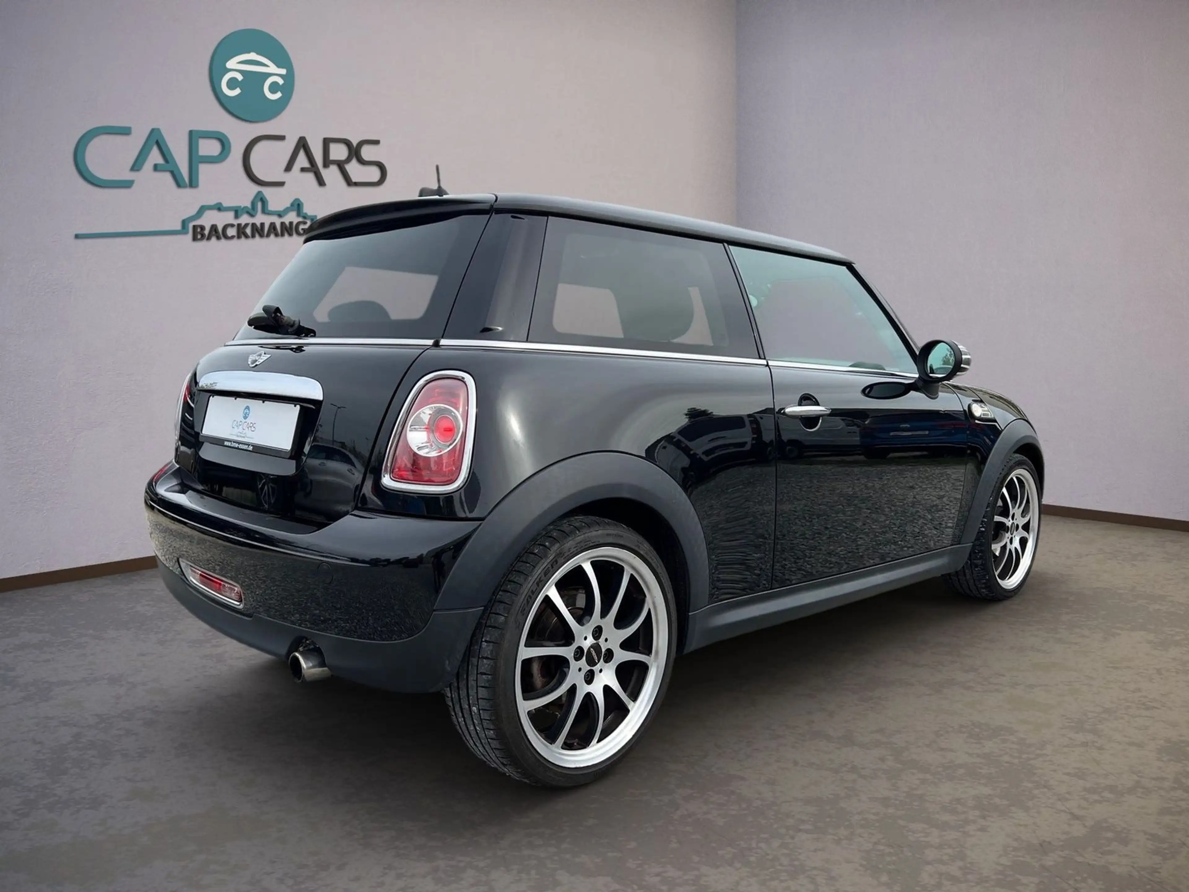 MINI Cooper Mini 1.6*Bi-Xen*Panorama*Leder*8xBereift — photo 6