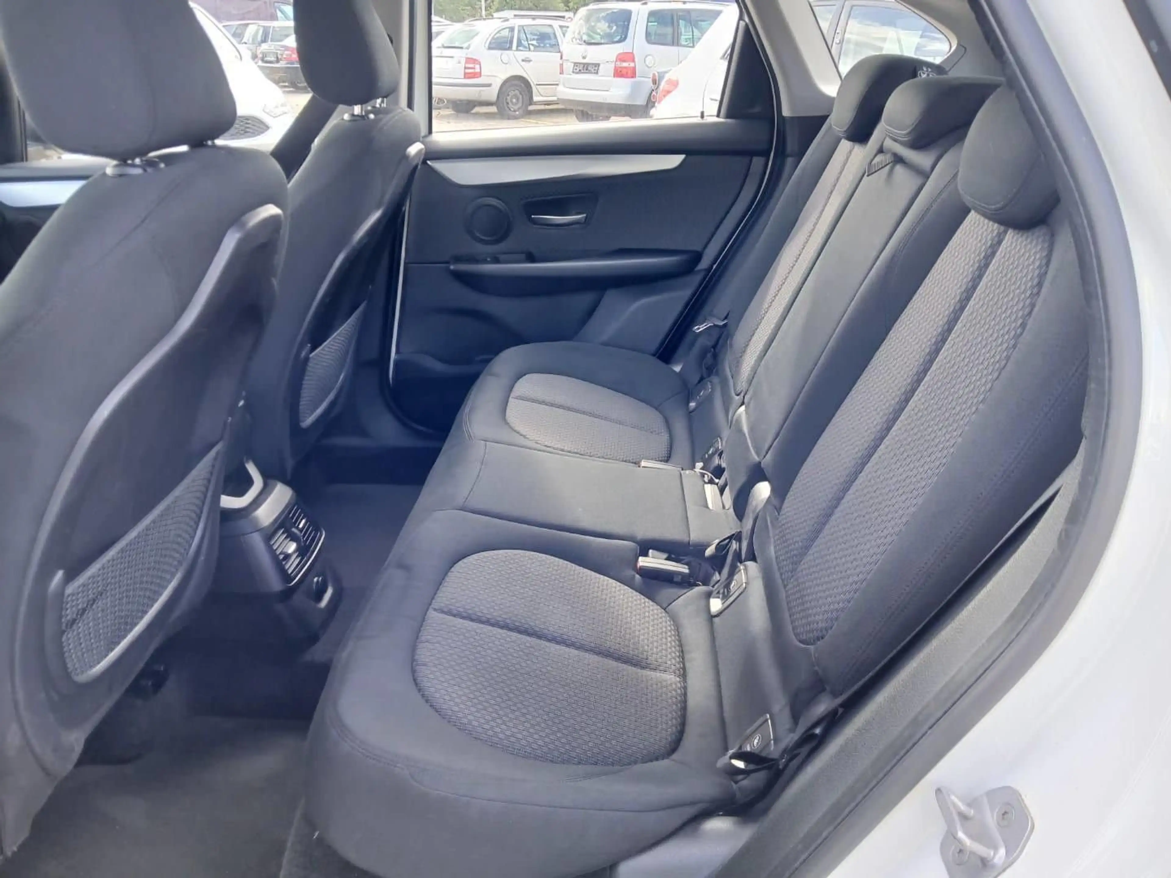 BMW 225 xe ACTIVE TOUR AUT Advantage*NAVI*AHK*ALU*PDC — photo 10