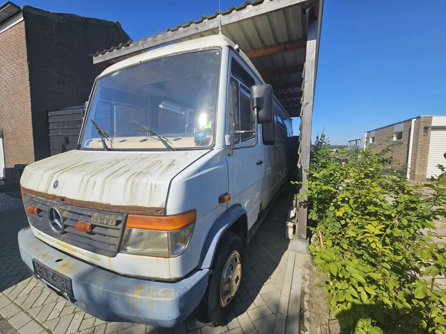 Mercedes-Benz Alb - 1
