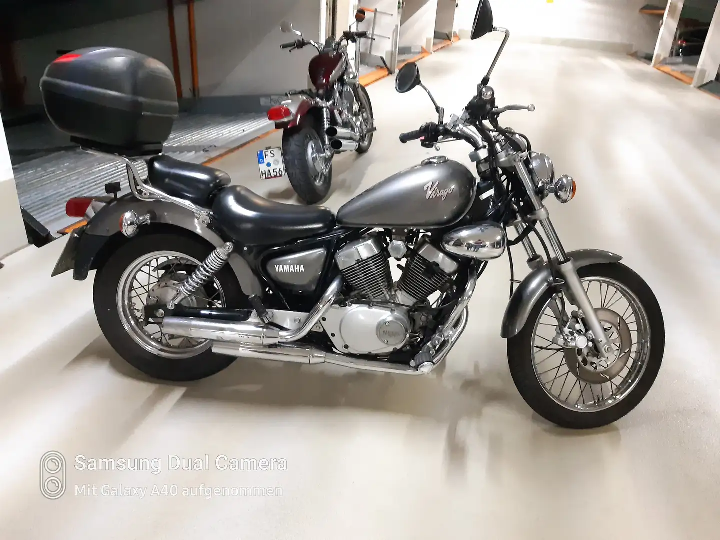 Yamaha XV 250 Grijs - 1