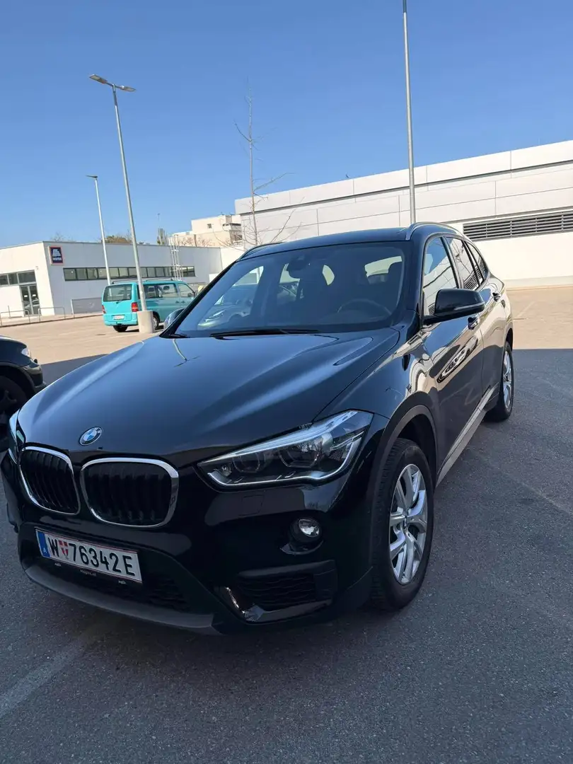 BMW X1 X1 sDrive18d Advantage Advantage Schwarz - 2