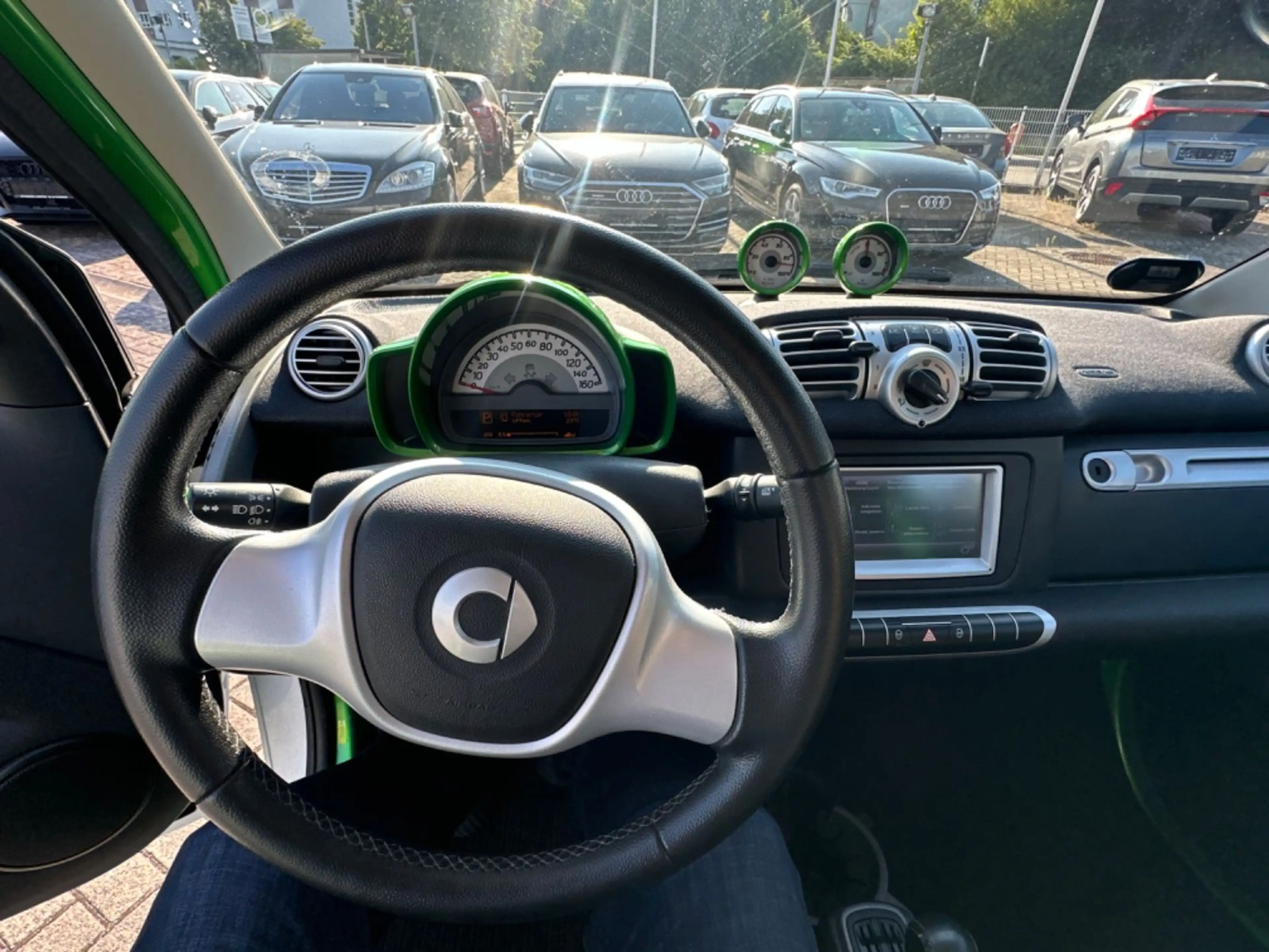 smart forTwo fortwo coupe electric drive — photo 6