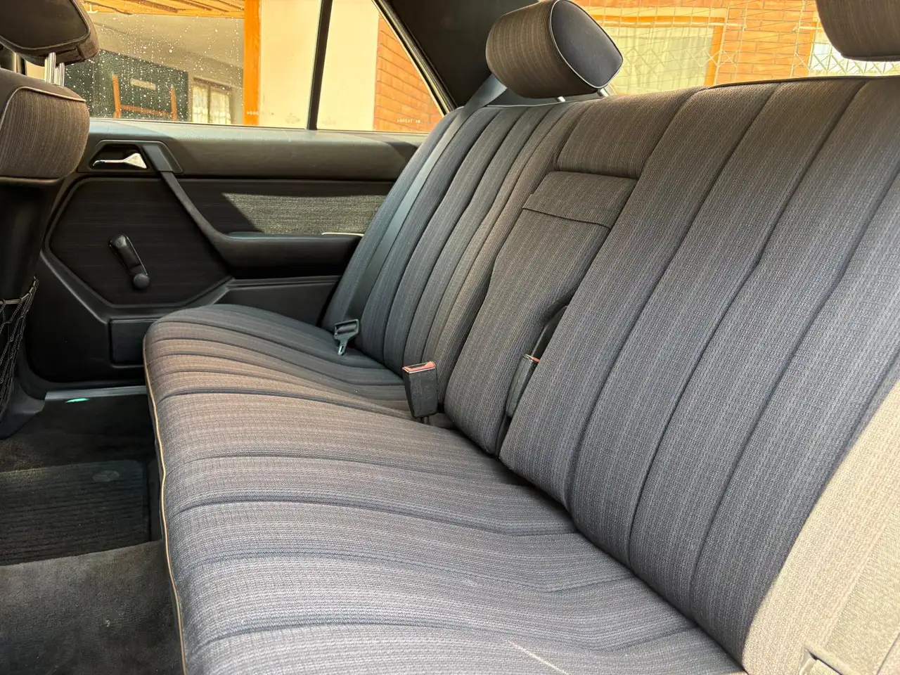 Mercedes-Benz E 260 E (124) 260, foto 10