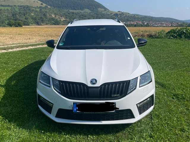 Skoda Octavia Octavia Combi 2.0 TSI DSG RS