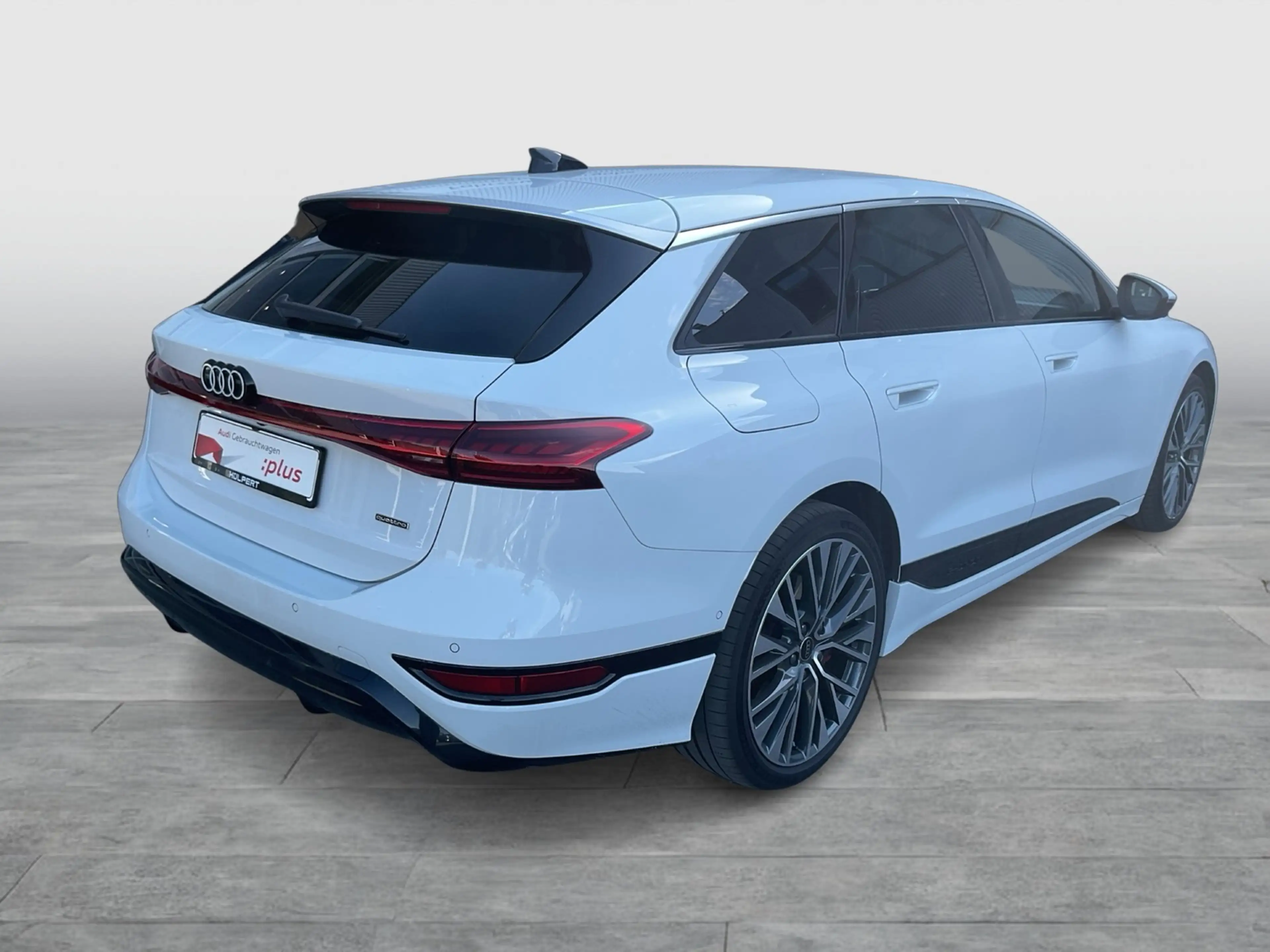 Audi A6 e-tron Avant quattro advanced AHK 360CAM LM21 — photo 7