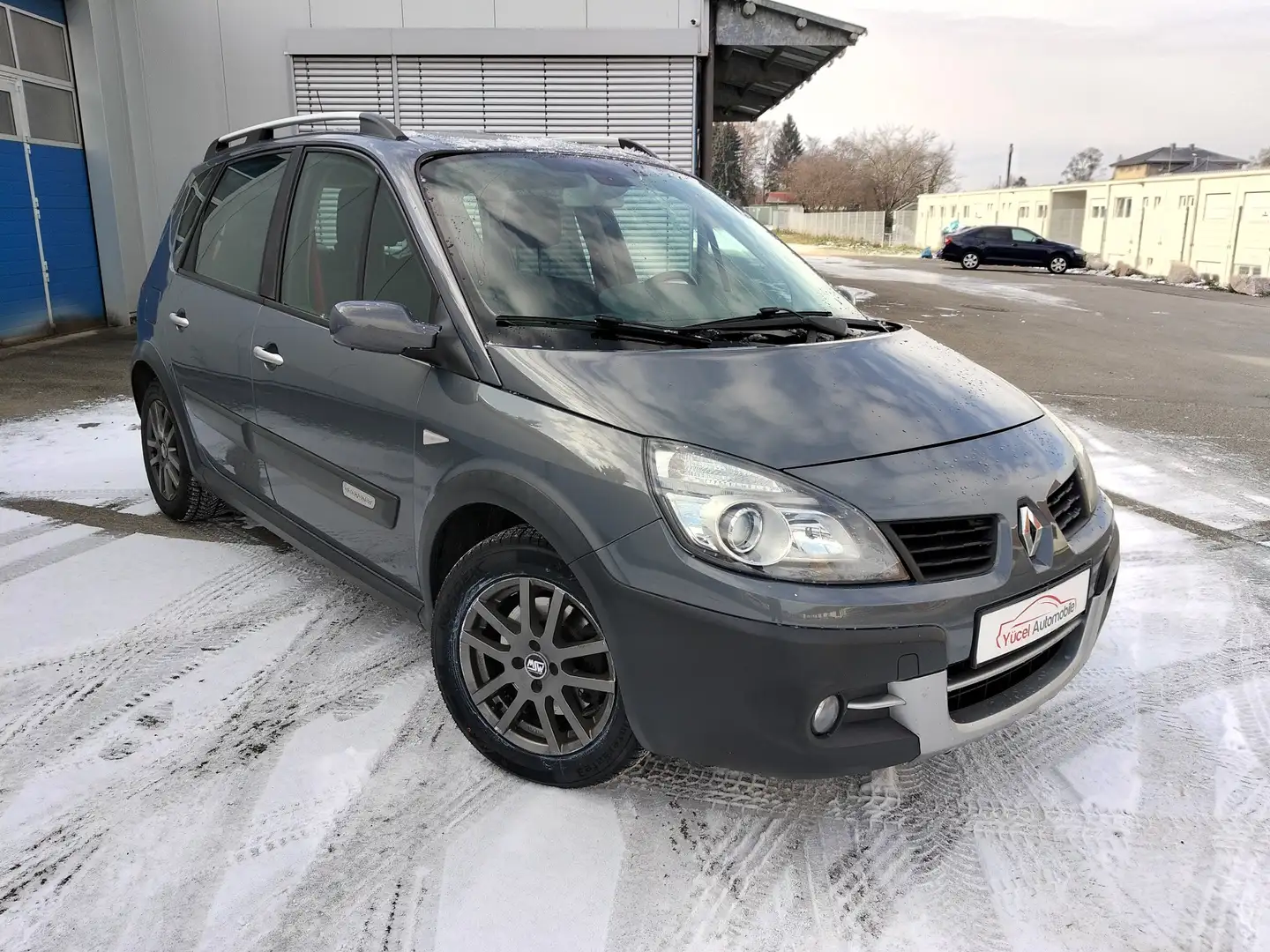Renault Scenic Scenic 1.9 dCi FAP Conquest Tüv 2027/12 Gris - 1