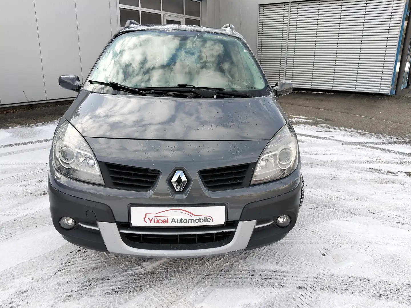 Renault Scenic Scenic 1.9 dCi FAP Conquest Tüv 2027/12 Gris - 2
