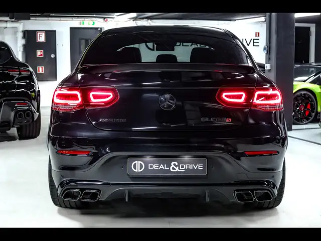 Mercedes-Benz GLC view 4