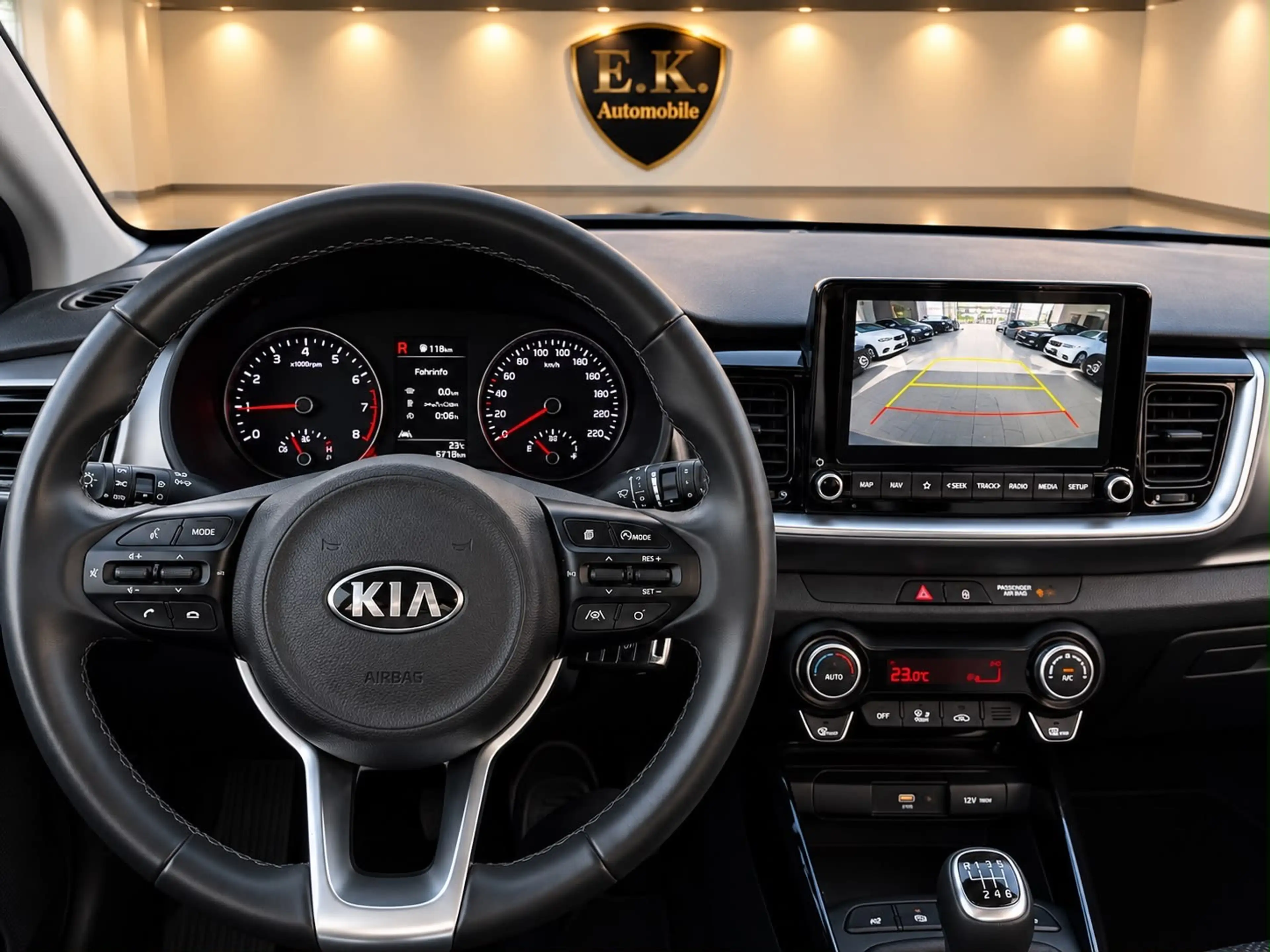 Kia Stonic Vision 1.Hand, Rückfahrkamera, Klimaautomatik, LED!! — photo 13