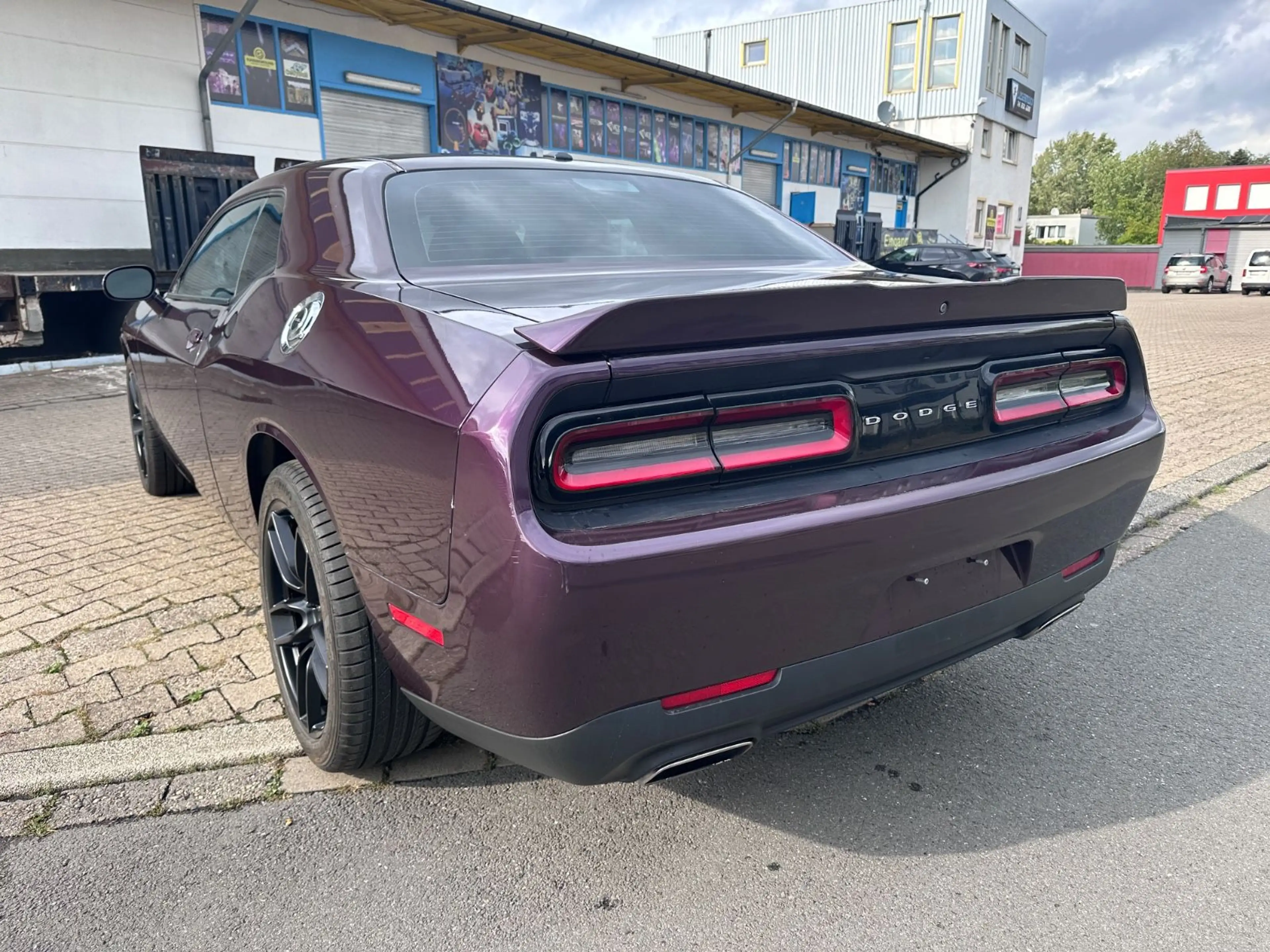 Dodge Challenger SXT 3.6 — photo 8