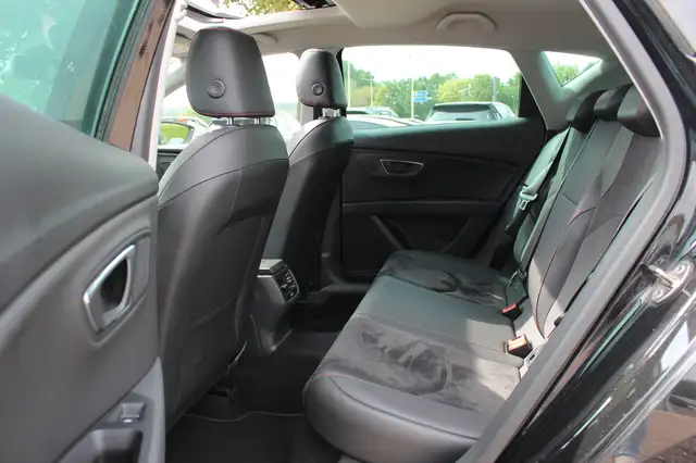 Seat Leon view 11