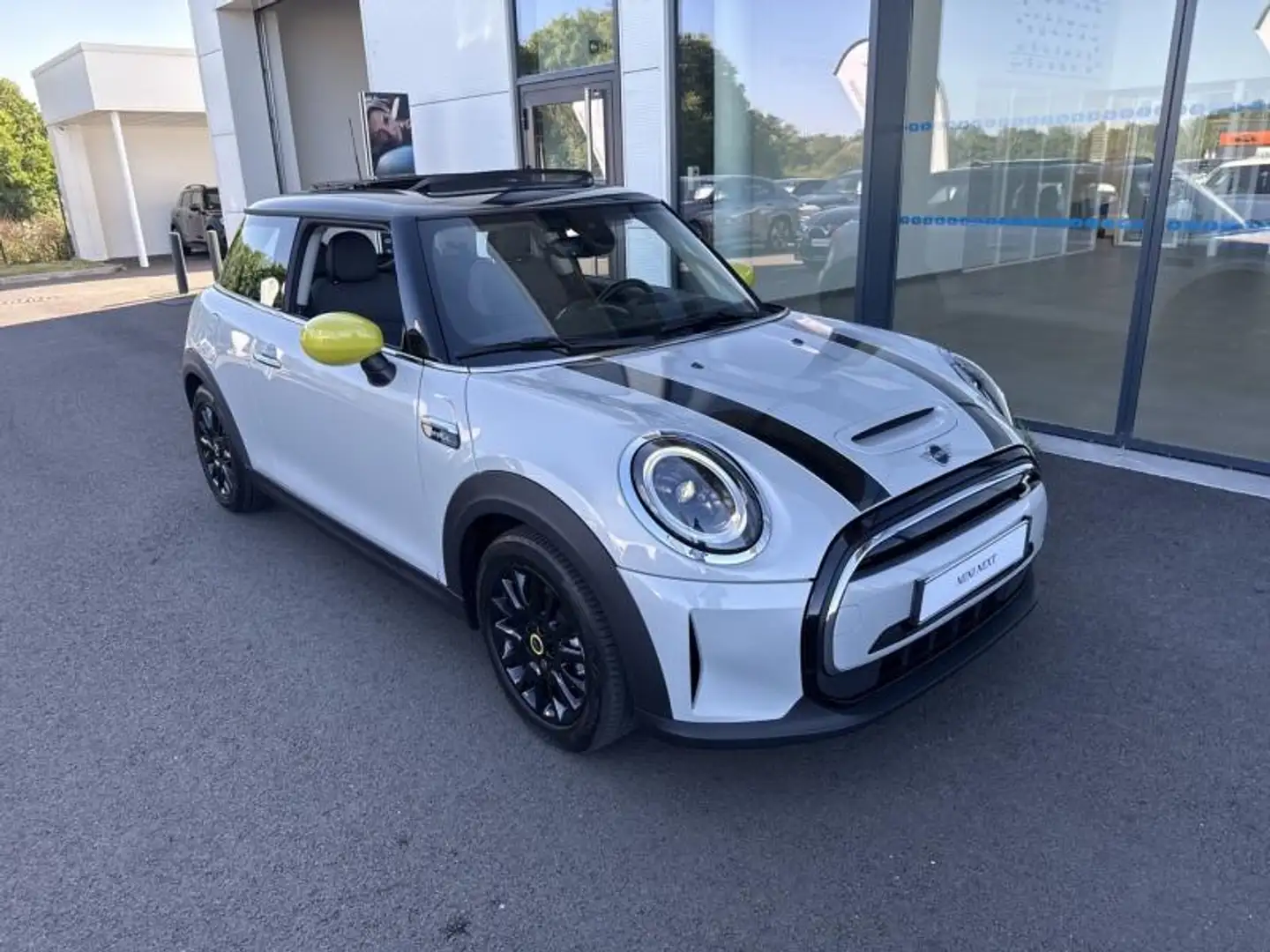 MINI Cooper SE Cooper SE 184ch Edition Camden BVA 5CV Blanc - 1